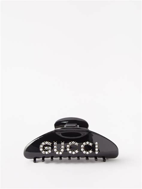 gucci claw clip.